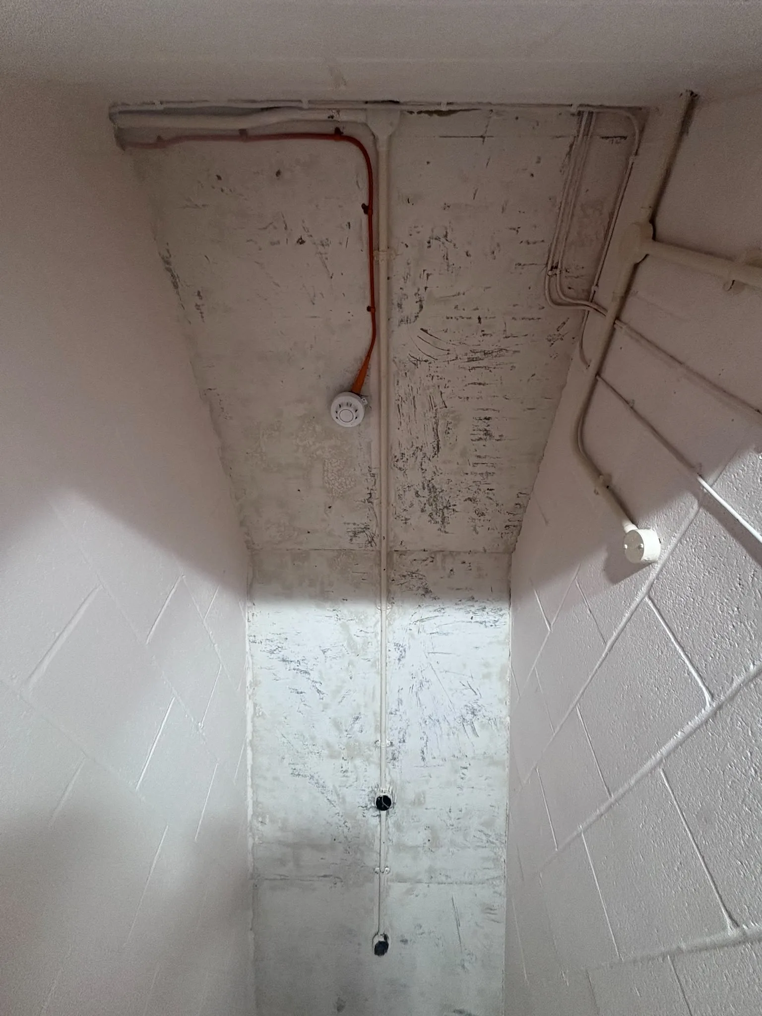 Licensed asbestos gasket removal in a St Paul's commercial property